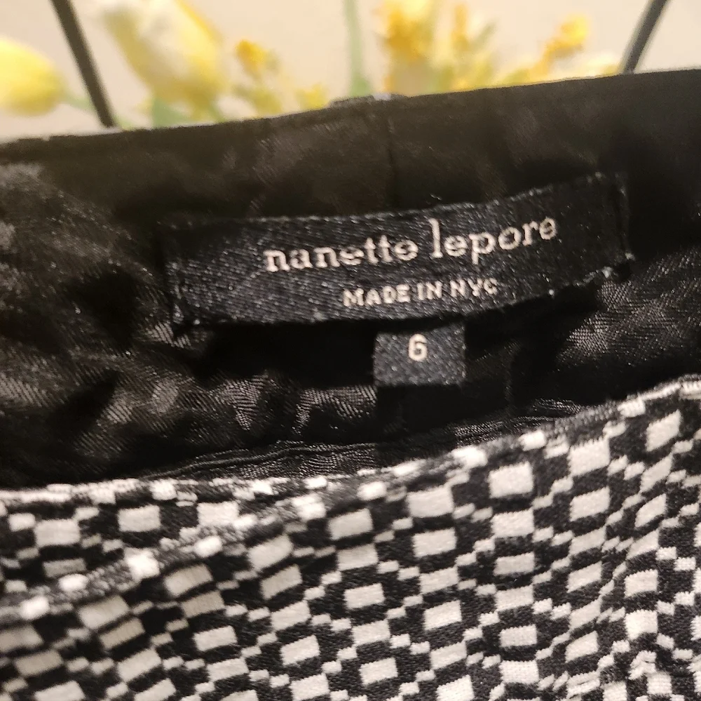 Nannette Lepore pants size 6